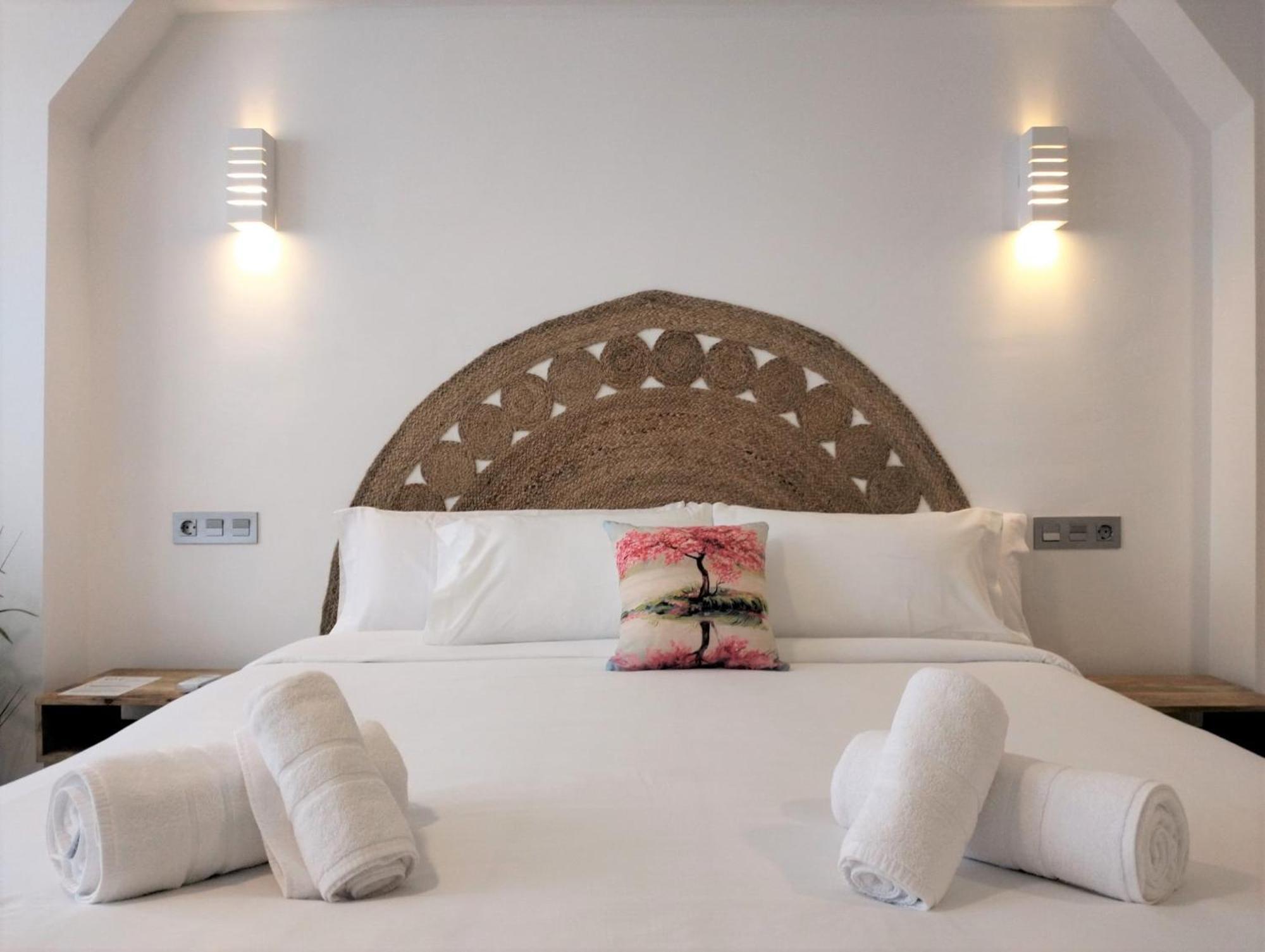 Hostal Aires Del Mar Карбонерас Екстериор снимка